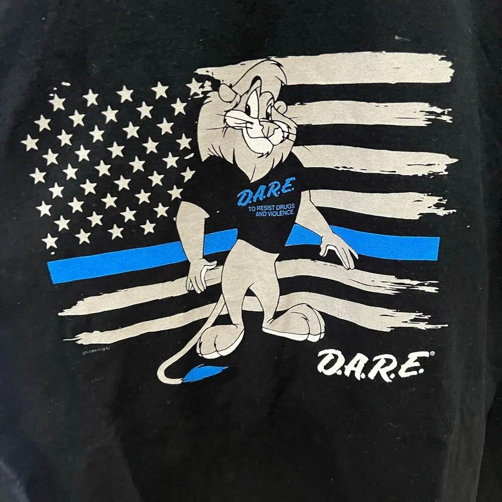 Fruit of the Loom Black DARE Graphic Tee - Picture 4 of 5